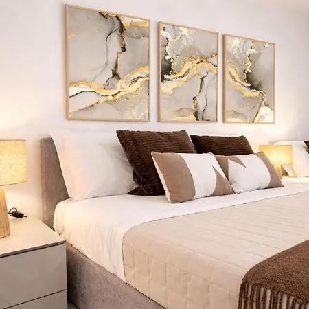 Strada Mola Apartment